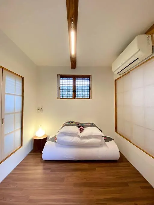Hanok Jae L 4Br 2Bath L 9Min From Anguk Stn Seoul 0*,  South Korea