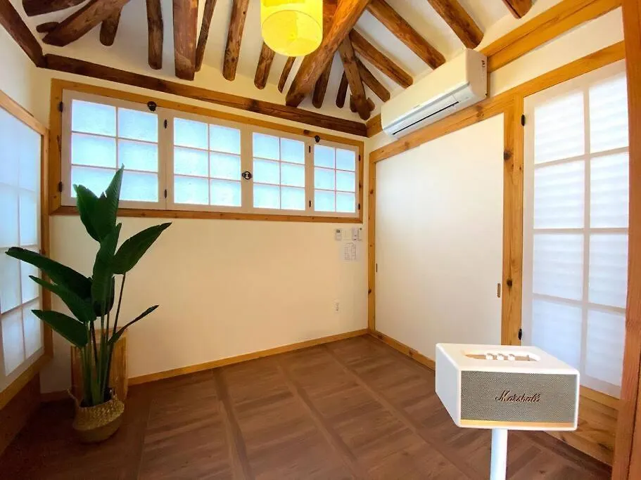 Hanok Jae L 4Br 2Bath L 9Min From Anguk Stn Seoul Holiday home