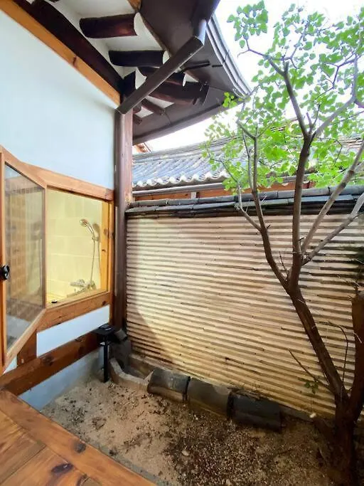 Hanok Jae L 4Br 2Bath L 9Min From Anguk Stn Seoul Holiday home